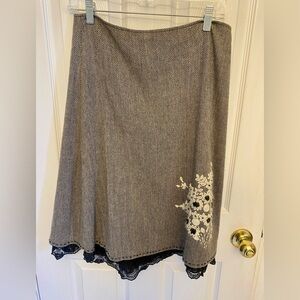 Chic Gray Embroidered Midi Skirt